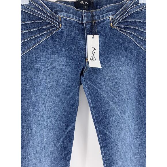 NWT Sky Clothing Flare Jeans Stretch Embroidery Low Rise 4 Hippie Festival 70s - Picture 4 of 10